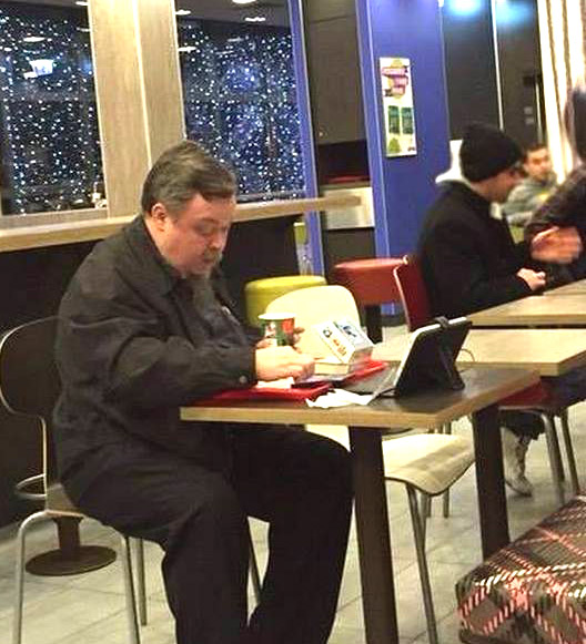 Россияне не горюют по McDonald's