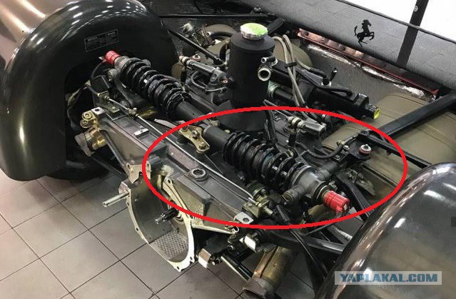 Как меняют сцепление на спорткаре Ferrari F50?