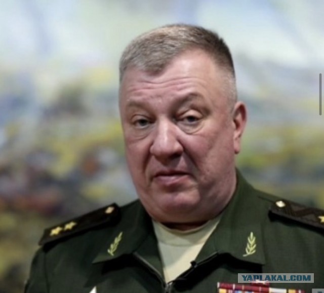 Депутат Госдумы заявил об исчезновении у Минобороны 1,5 млн комплектов формы