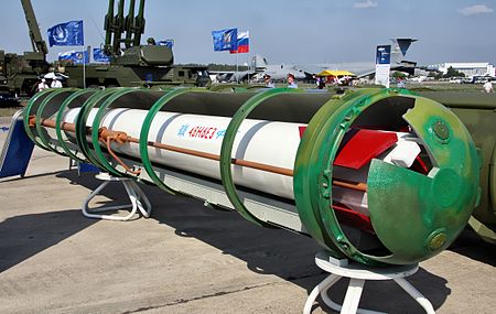 Россия разместила зенитно-ракетную систему С-400 “Триумф” в Крыму