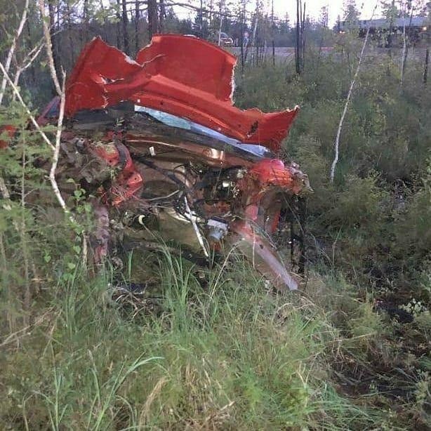 Chevrolet Camaro разложили на скорости 250 км/час минувшей ночью под Якутском