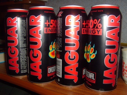 Промежуточные итоги ребрендинга легендарной автомобильной марки Jaguar.