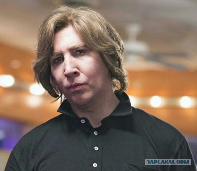 Мэрилин Мэнсон назвал «ужасным искажением реальности» заявления нескольких девушек о насилии и издевательствах с его стороны