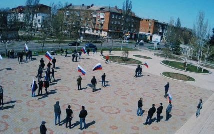 В Херсоне снова зажгли Вечный Огонь.