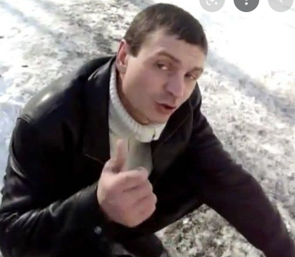 Зачем вы, парни, девушку кормите?
