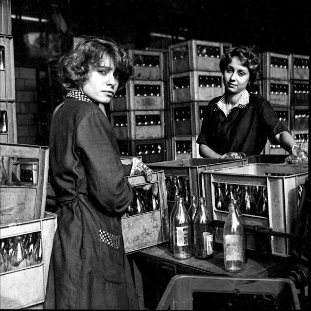 Фотографии из прошлого нашей страны - 54