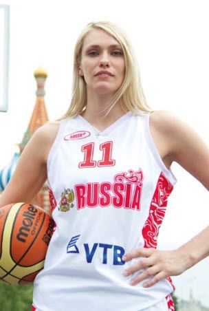 Анна Смрек, одна из самых высоких волейболисток