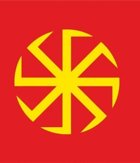 "Ну, что севастопольцы, вот такая ситуация с бензином. На чем скоро будем ездить? Да ни на чем, на велосипеде!"