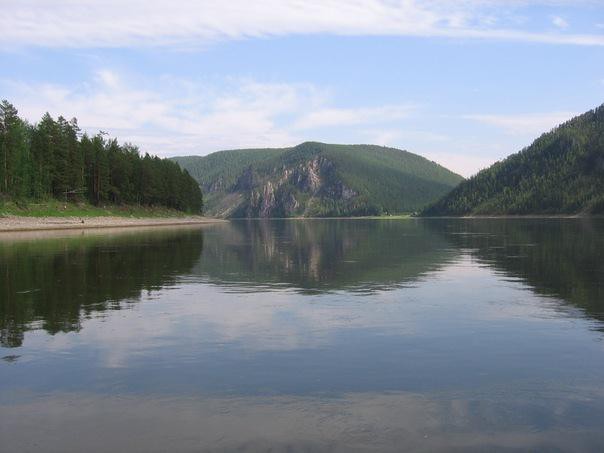 Река Лена. На самодельном плоту