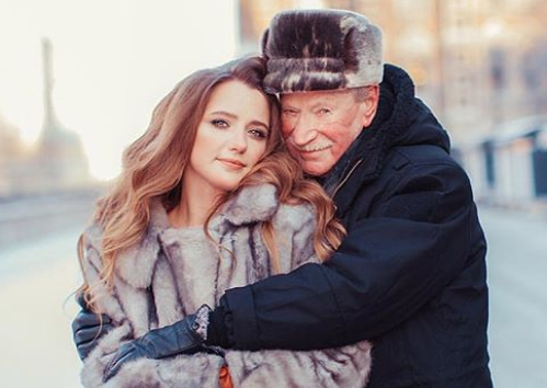 Молодая жена 87-летнего Ивана Краско подогрела слухи о скором разводе