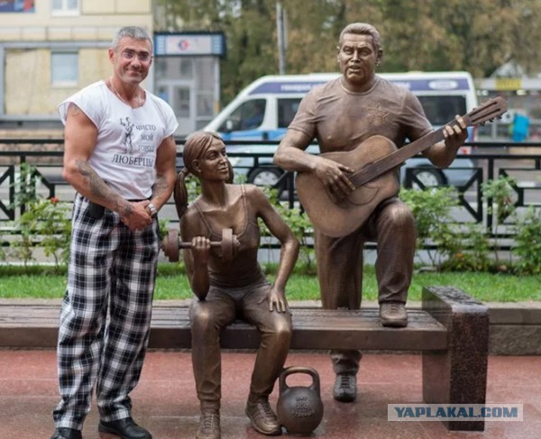 Мы можем не помнить свой первый поцелуй, но все мы помним свои первые джинсы