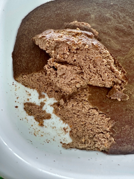 Суфле. Но скорее парфе из куриной печени