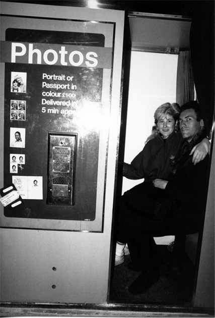 Живой рок: певица Джоанна Стингрей опубликовала неизвестные фото ленинградских музыкантов