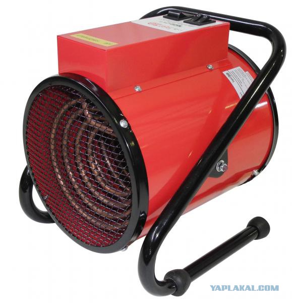 Что случится, если работающий фен опустить в воду?