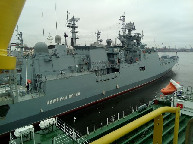 Корабли и подлодка ВМФ запустили «Калибры» по объектам ИГ в Сирии
