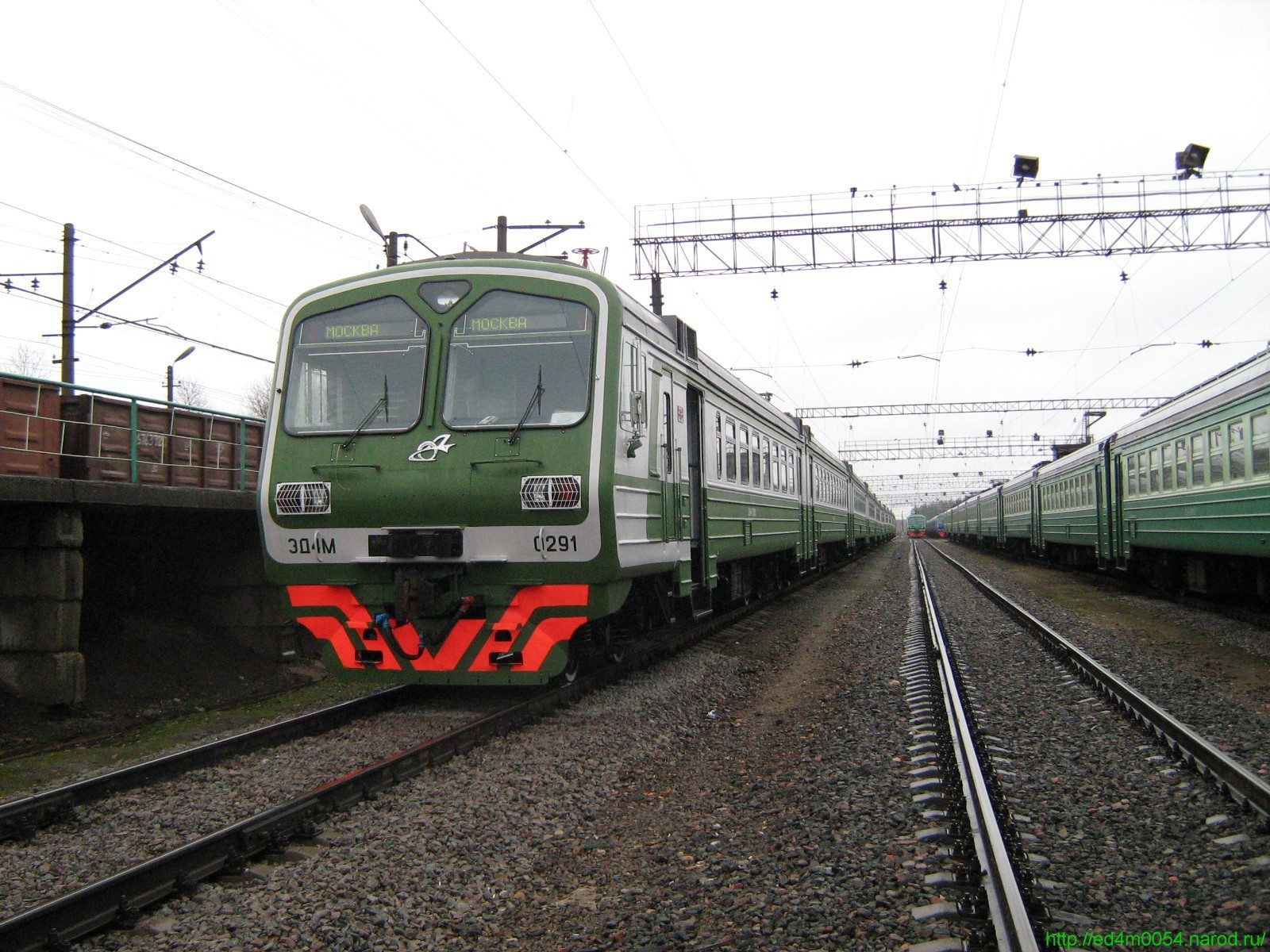 Электричка старого образца