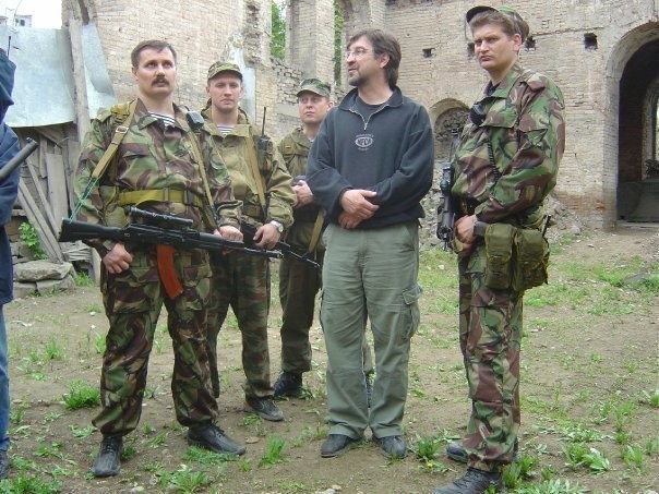 Интересные фото звёзд российской эстрады 90-х: шоубизнес, политика и криминал