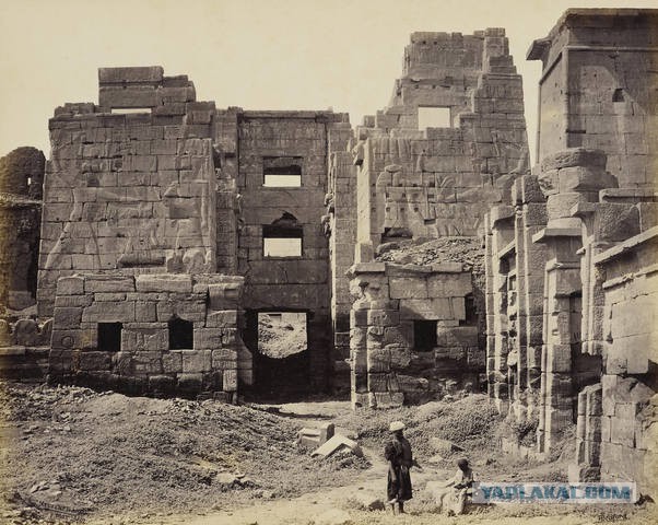 Египетский морок. Строительство колоссов, Сфинкса, пирамид на заре эры фотографий в 19 веке.