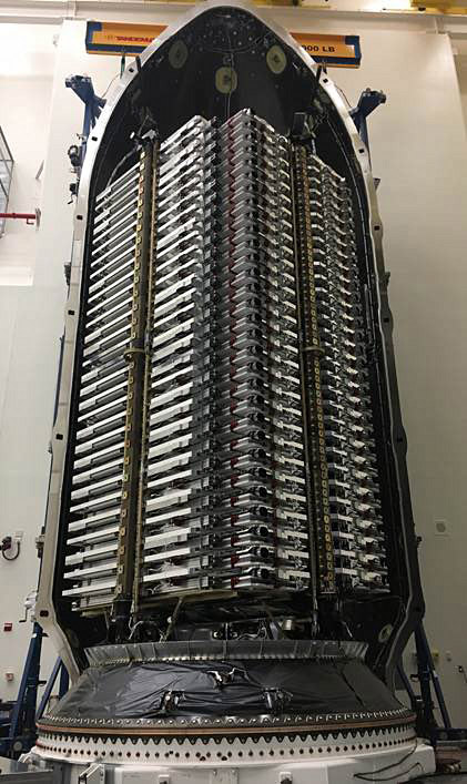SpaceX: Геомагнитная буря уничтожила 40 из 49 спутников Starlink выпущенных 3 февраля