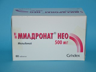 Старик Мельдоний вырубил хоккейную команду в полном составе