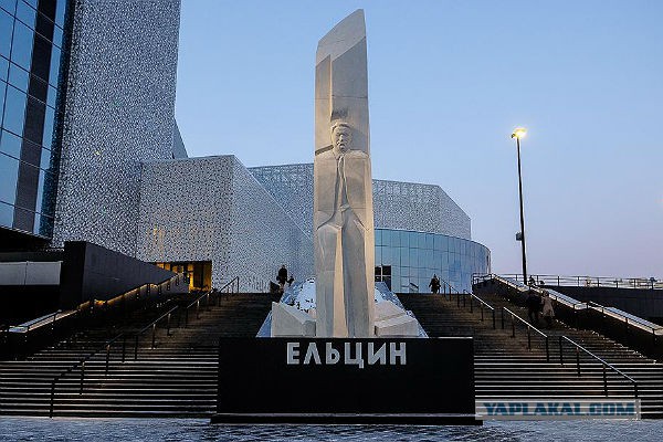Где было лучше? В «России 90-х» или «современной путинской России»?