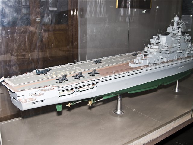Экскурсия в Военно-Морской музей