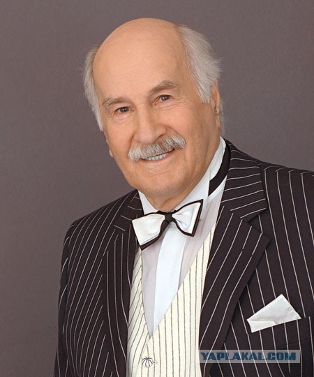 Знаменитости - ровесники (16 фото)