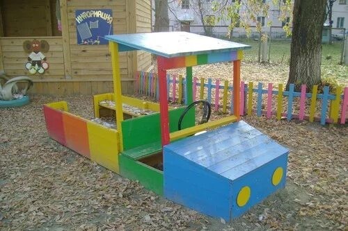 Джентельмены, даме нужна помощь