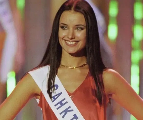 Кто помнит эту тётю такой?)