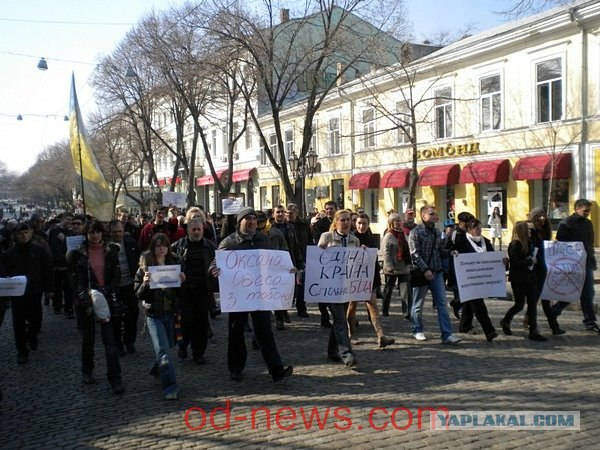 Жители Николаева грозят мажорам самосудом.