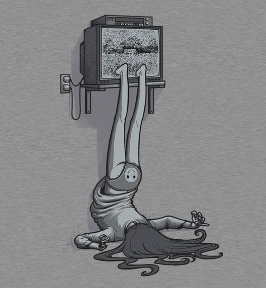 Плюc телевизора на стене