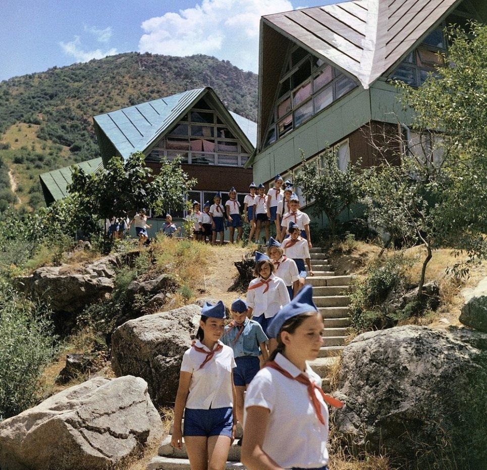 Дол лесная сказка полевской. Лагерь лесная сказка. Детский лагерь сказка рязань. Лагерь в полевском лесная сказка. Лагерь лесная сказка в кинельском районе.