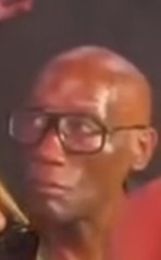 Чё это с ней