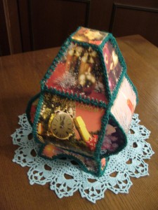 Сумочка-косметичка из пластиковых бутылок