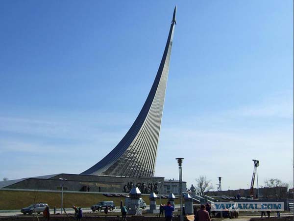 Какие прозвища дают памятникам в России