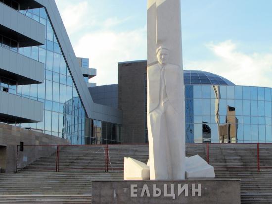 Москва - город женщин в поисках любви (немного соплей)