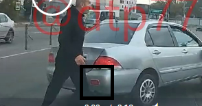 Замес с самокатчиком