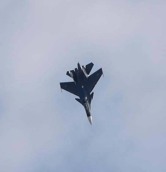 Су-30 потерпел крушение при выполнении учебно-тренировочного полета в безлюдной местности в Калининградской области