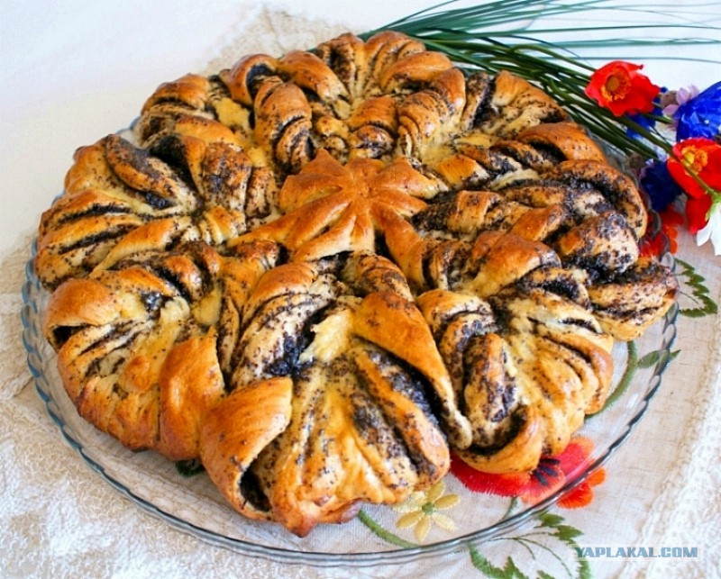 Пирог маковый цветок