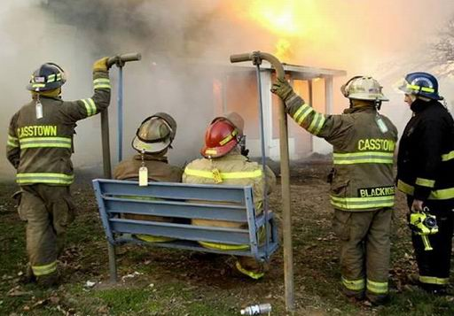 Пожарных заставляют покупать воду для тушения