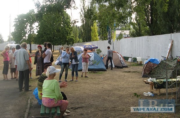 Киевляне отстояли сквер на Березняках