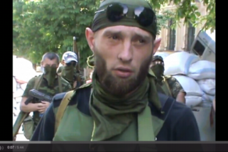 Террористы были славянской внешности. Комендант Мариуполя. Чеченцы в Мариуполе. Чеченцы в Мариуполе фото.