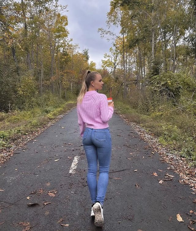 Комсомолки? Не думаю