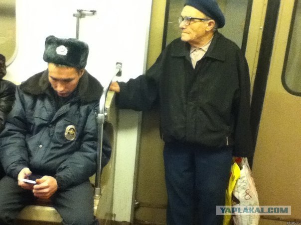 Чтобы в Вас не стреляли - сидите дома!