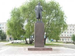 Памятники Ленину