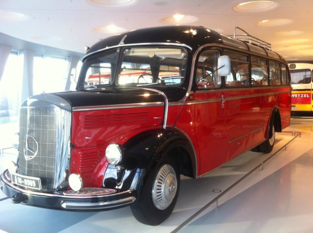 Фотоотчет. Германия. Музей Mercedes-Benz