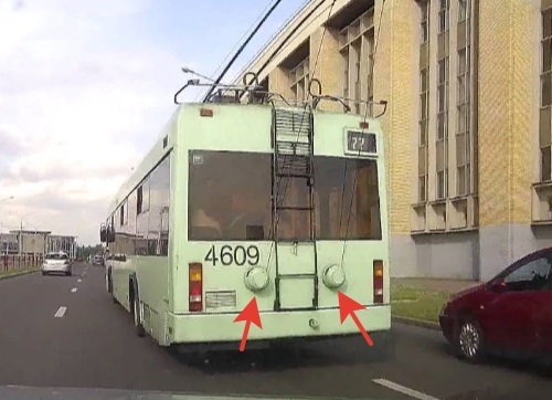 Пожалуй, одна из самых необычных аварий. За этот месяц – уж точно