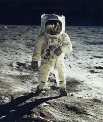 Илон Маск заявил, что американцы не были на Луне