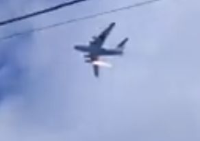 Самолет с горящим двигателем попытался совершить посадку на аэродроме в Ивановской области