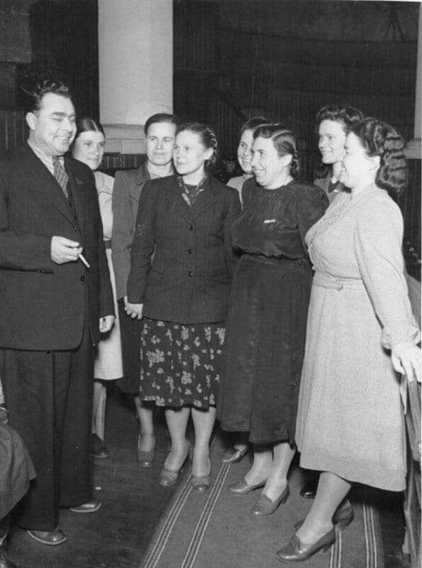 Фотографии из прошлого нашей страны - 58